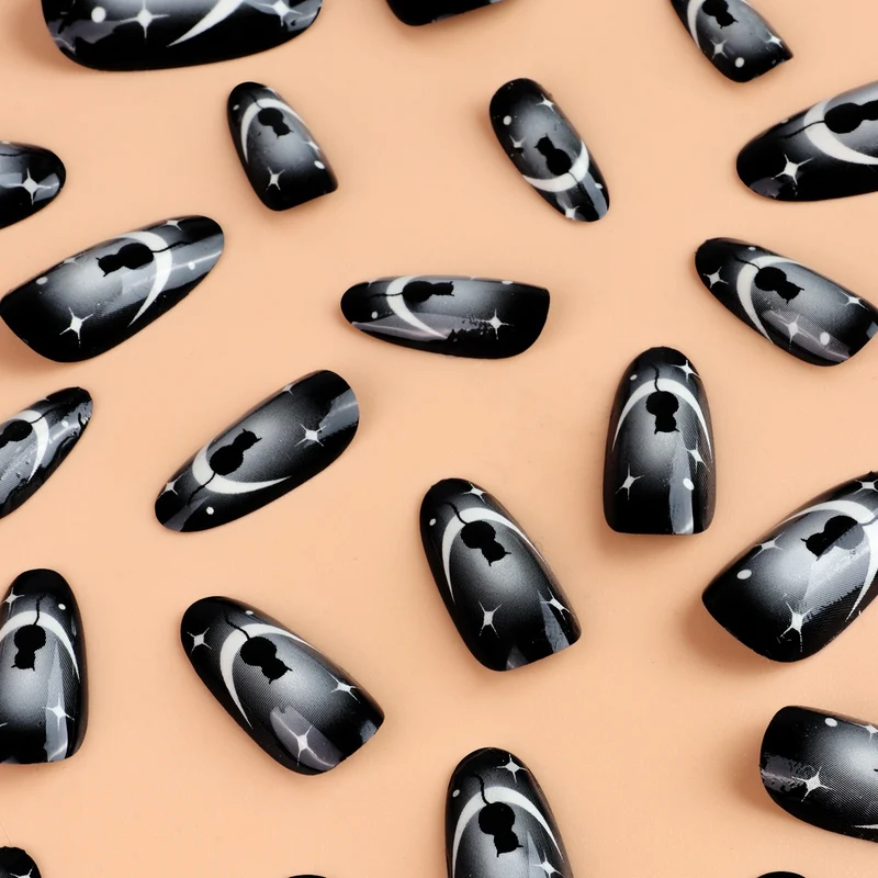 Artistic Press-On Nail Extensions with Unique Design Stornfield