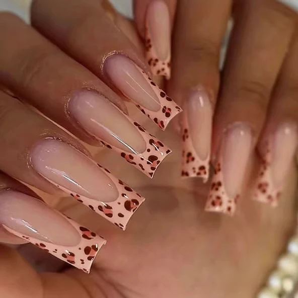 Artistic Nail Design Stornfield