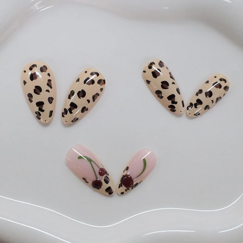 Artistic Nail Art Stornfield