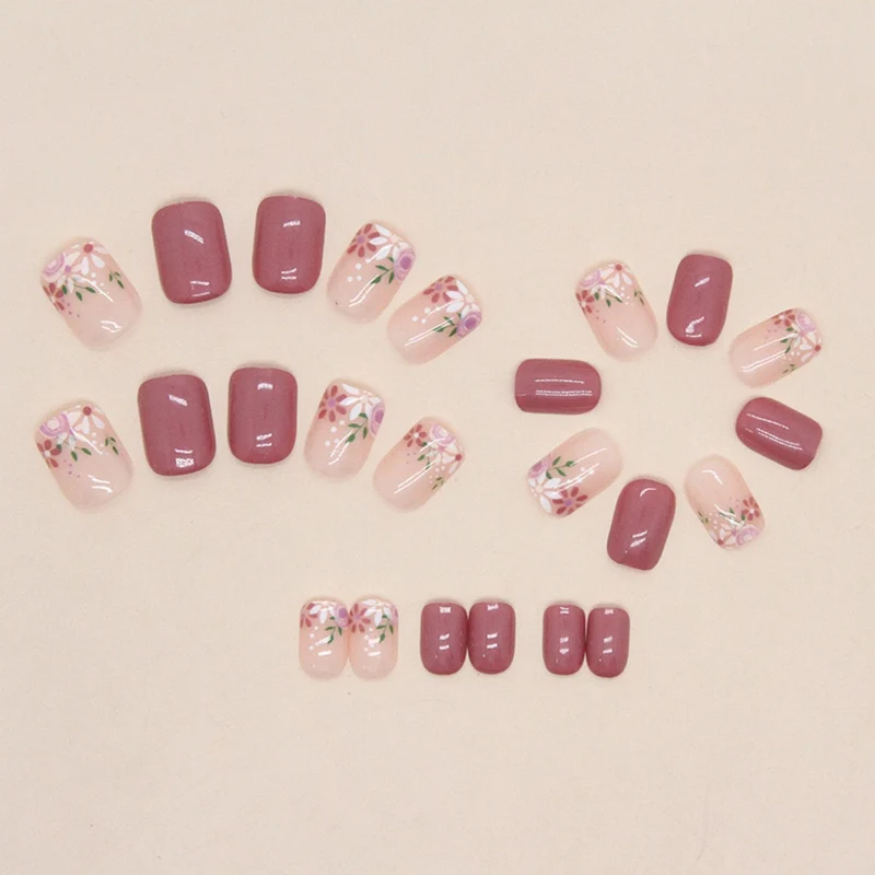 Artistic Floral Design Press-On Nails Stornfield
