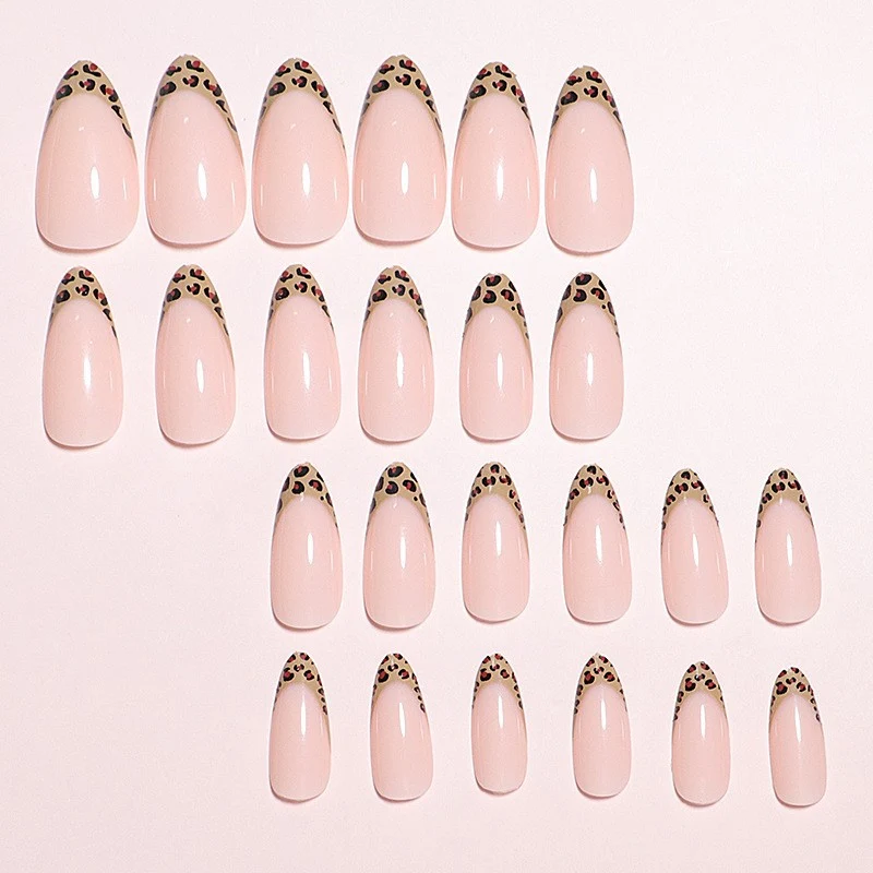 Stylish Press-On Nail Set Stornfield
