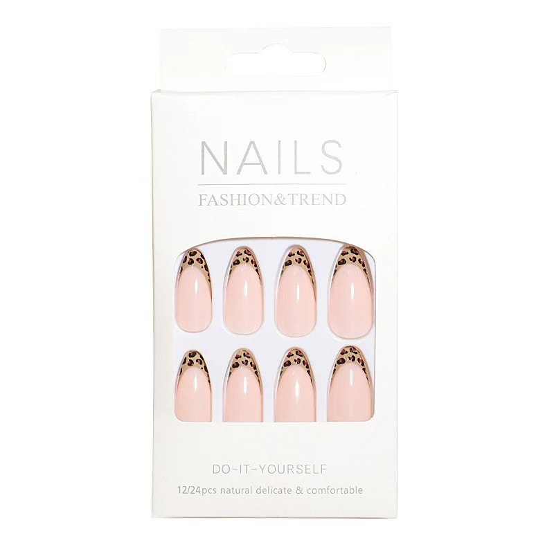Stylish Press-On Nail Set Stornfield