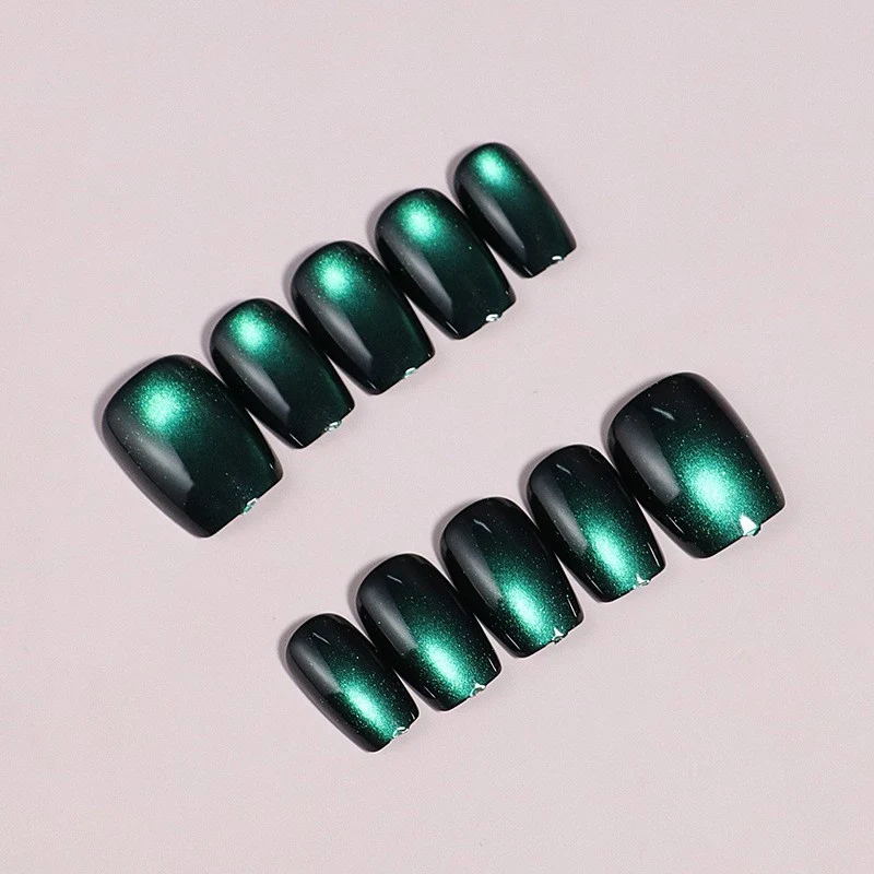 Stylish Iridescent Press-On Nail Set Stornfield