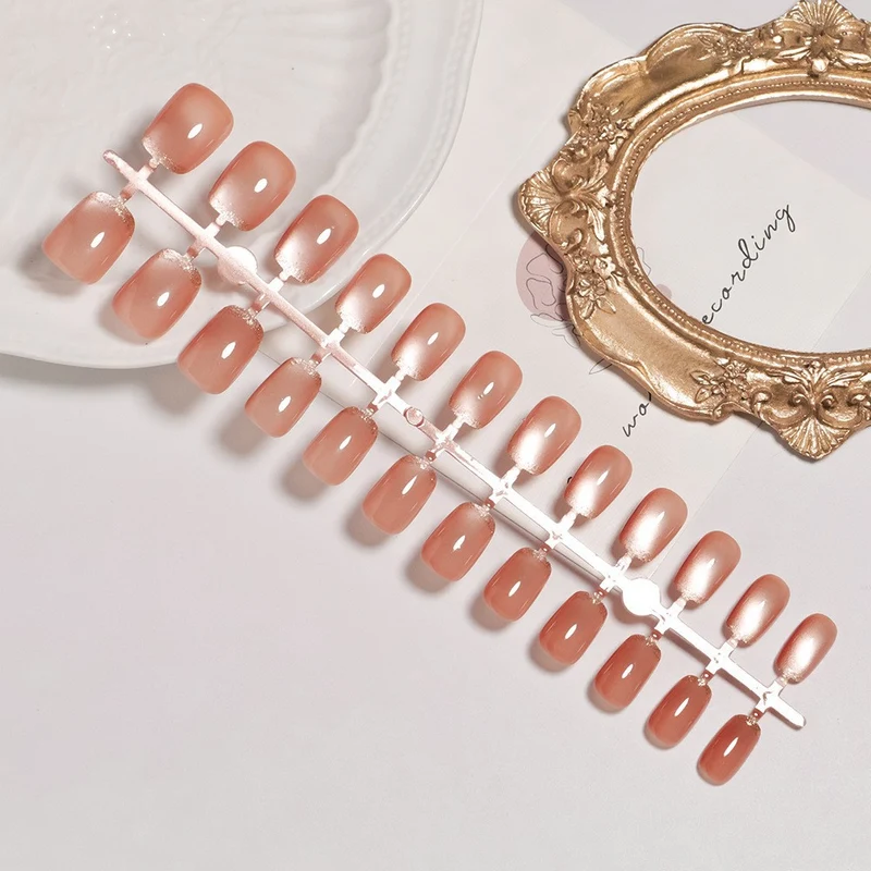 Shimmering Ombre Press-On Nail Set Stornfield