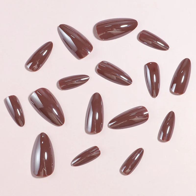 Press-On Nail Art Stornfield