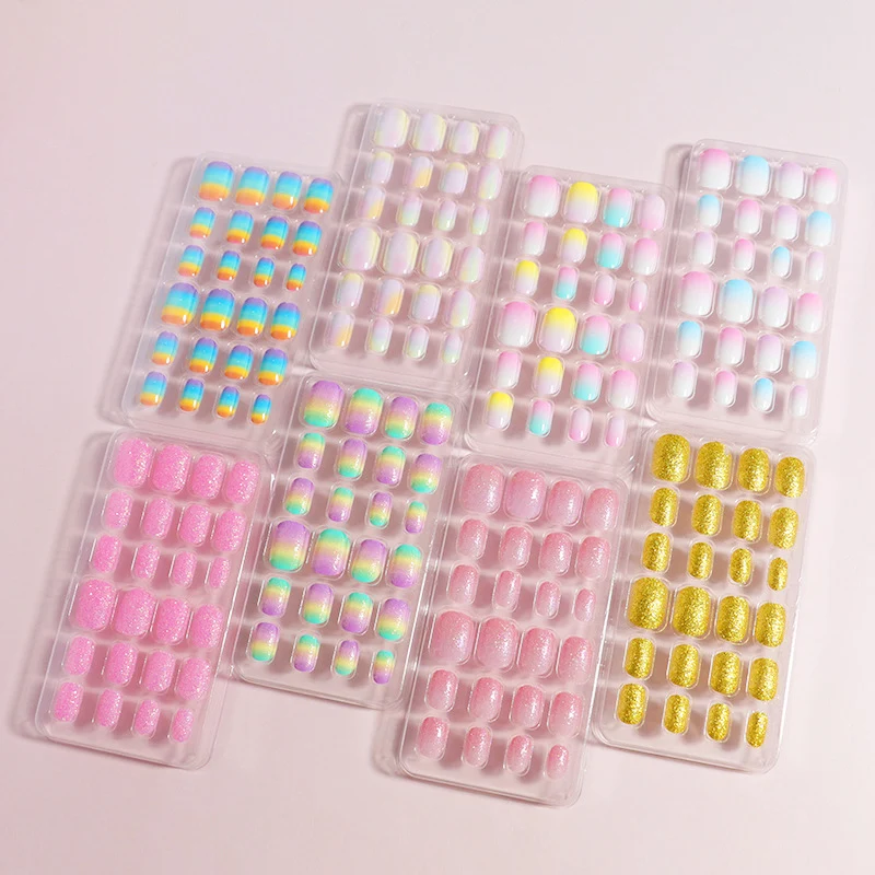 Press-On Nail Art Stornfield