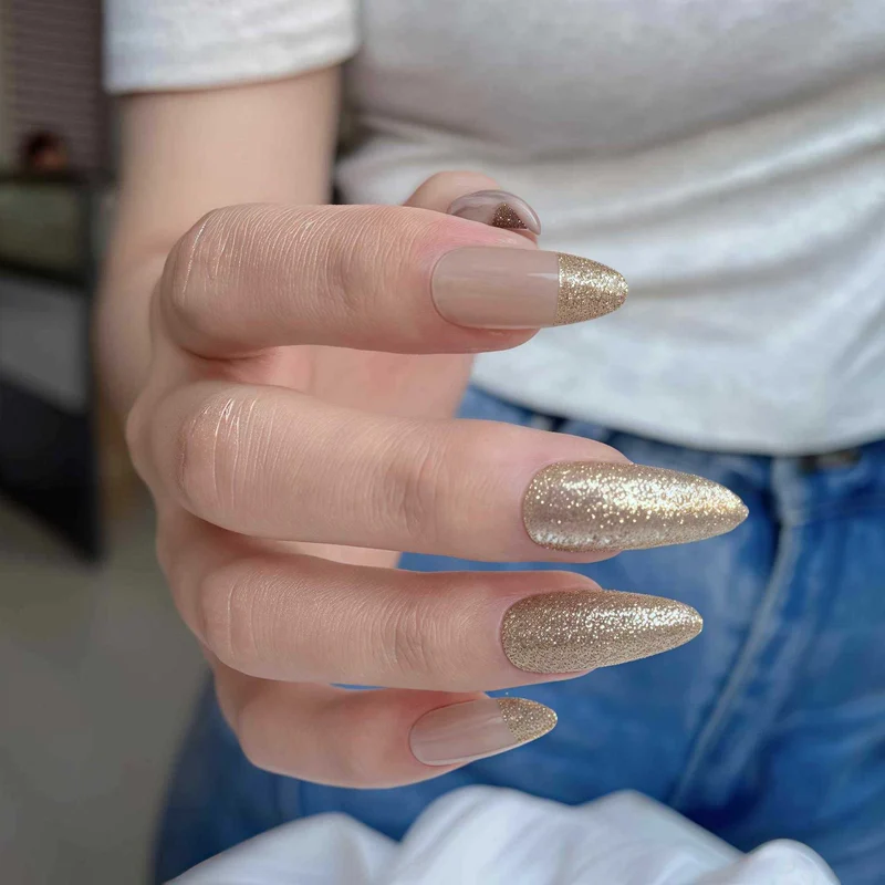 Press-on Nail Art Stornfield