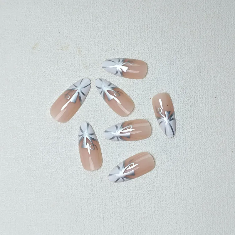 Premium Nail Art Press-On Set Stornfield