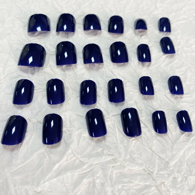 Premium Glossy Press-On Nail Art Stornfield