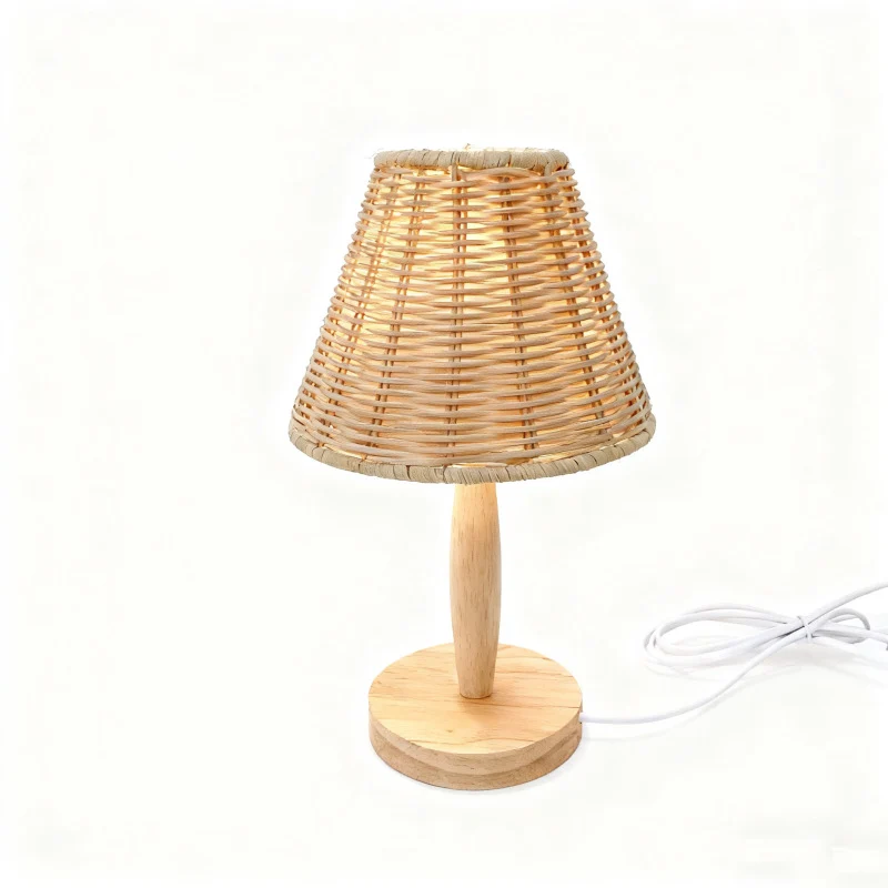 Geflochtene Tischlampe Karnz