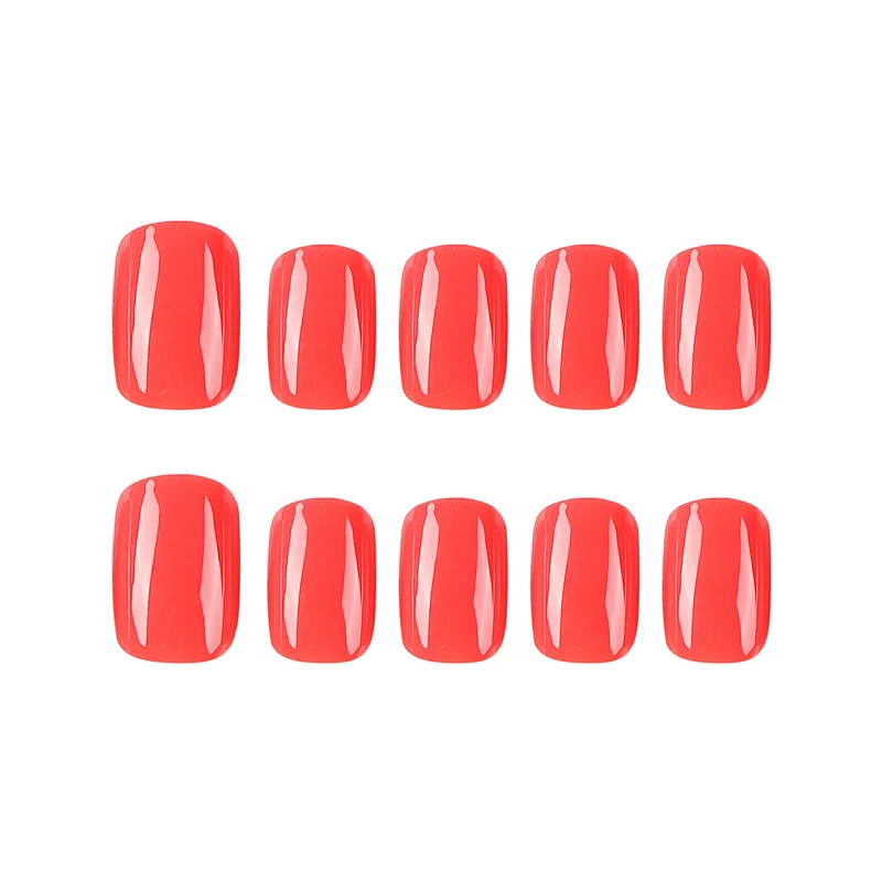 Glamorous nail art with high-gloss finish Stornfield