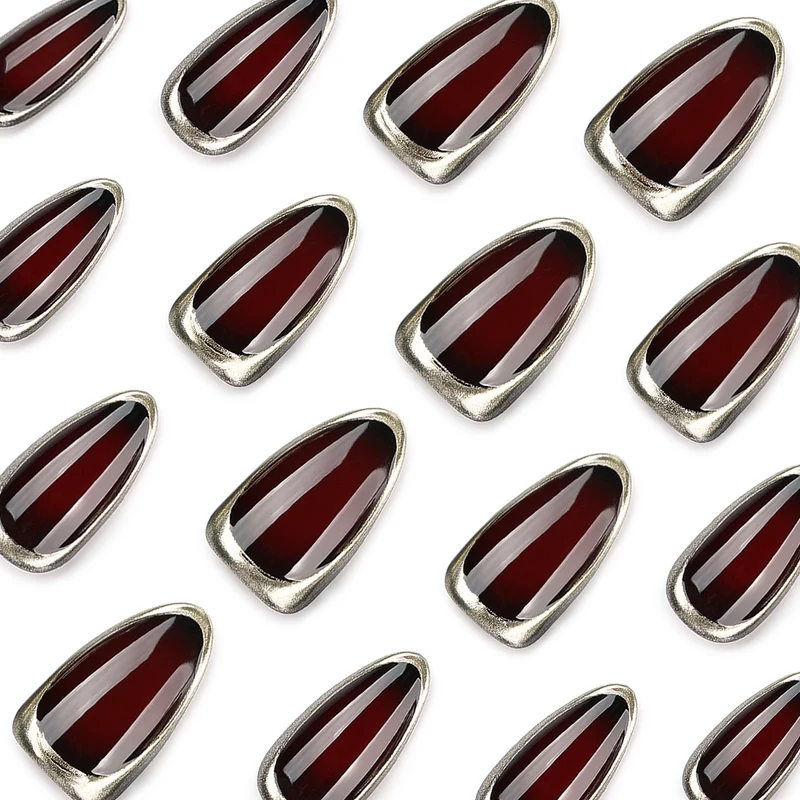 Glamorous nail art in elegant design Stornfield