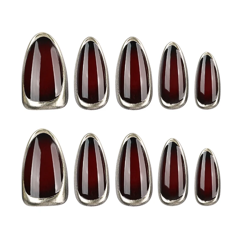 Glamorous nail art in elegant design Stornfield