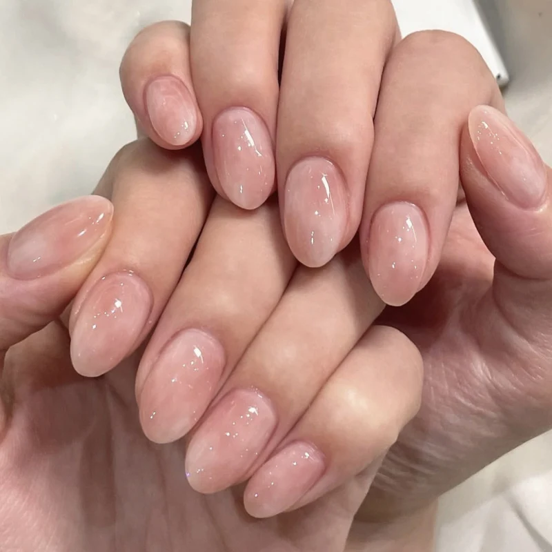 Elegant and stylish nail art Stornfield