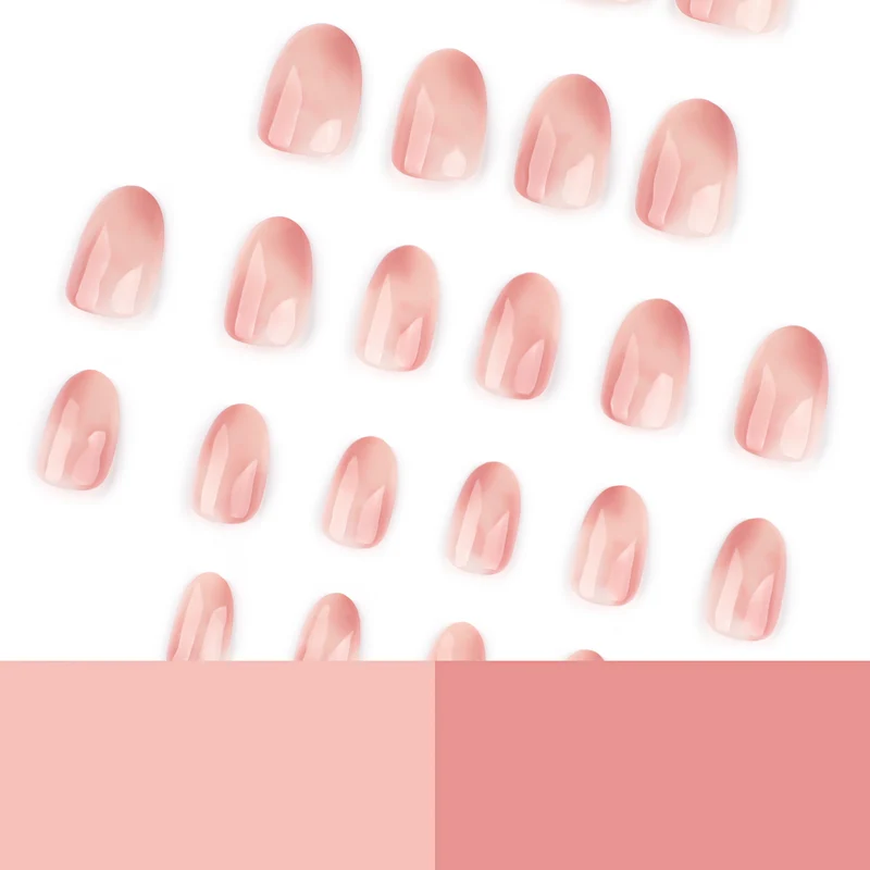 Elegant and stylish nail art Stornfield
