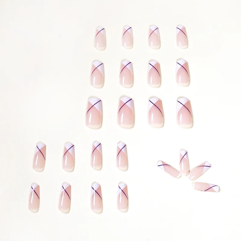 Elegant and Fashionable Nail Art Stornfield