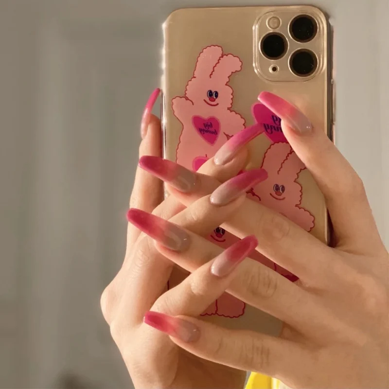 Elegant and creative art nails Stornfield