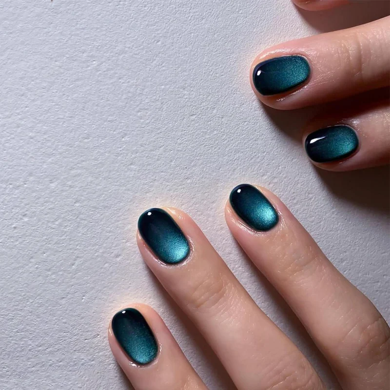Elegant Ombre Nails Stornfield
