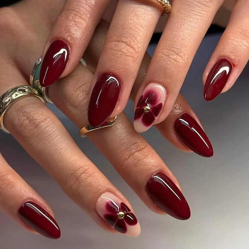Elegant Nail Art with Floral Applications Stornfield