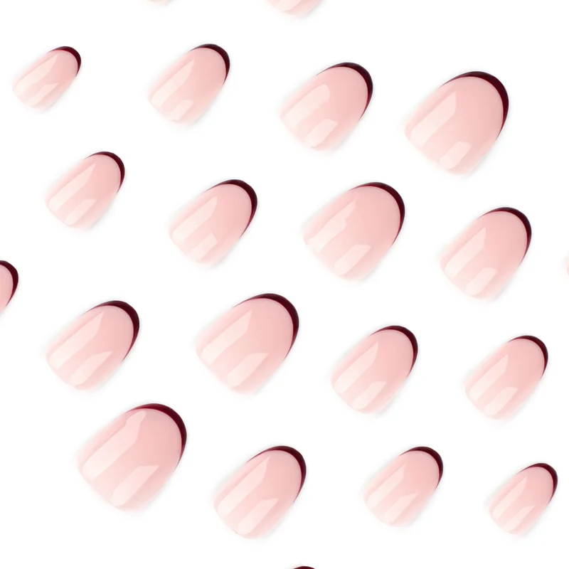 Elegant Nail Art with Gradient and Glossy Finish Stornfield