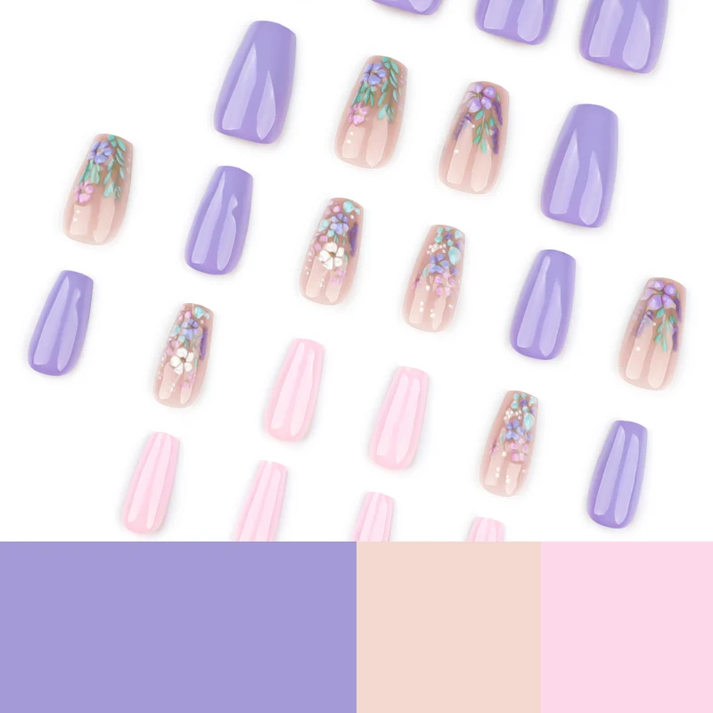 Elegant artificial nail art with delicate flower motifs Stornfield