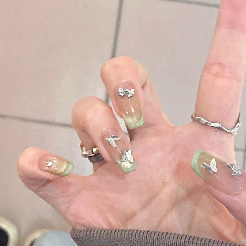 Elegant Artificial Nails with Butterfly Design Stornfield