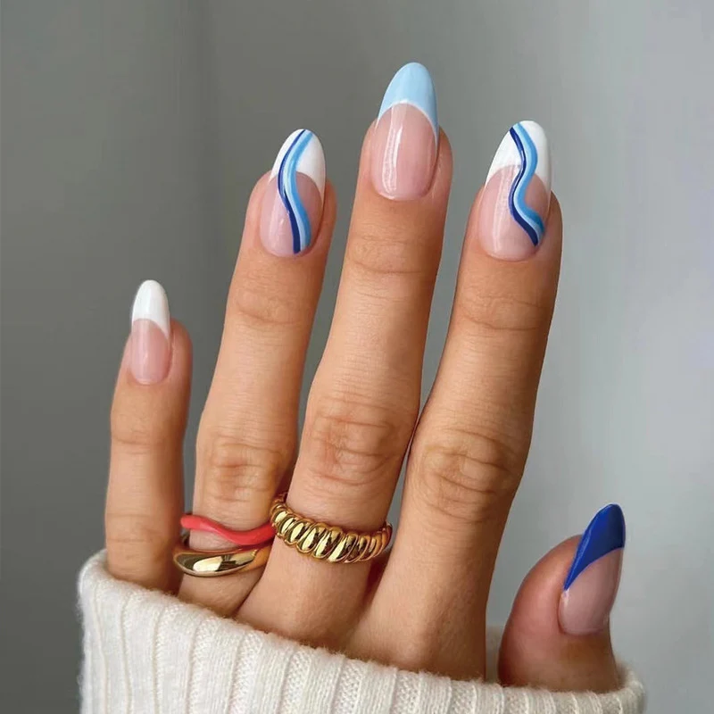 Elegant Artificial Nails with Modern Design Stornfield