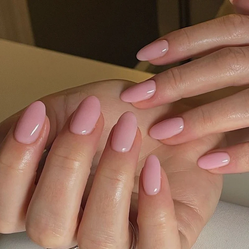 Elegant artificial nails with glossy surface Stornfield