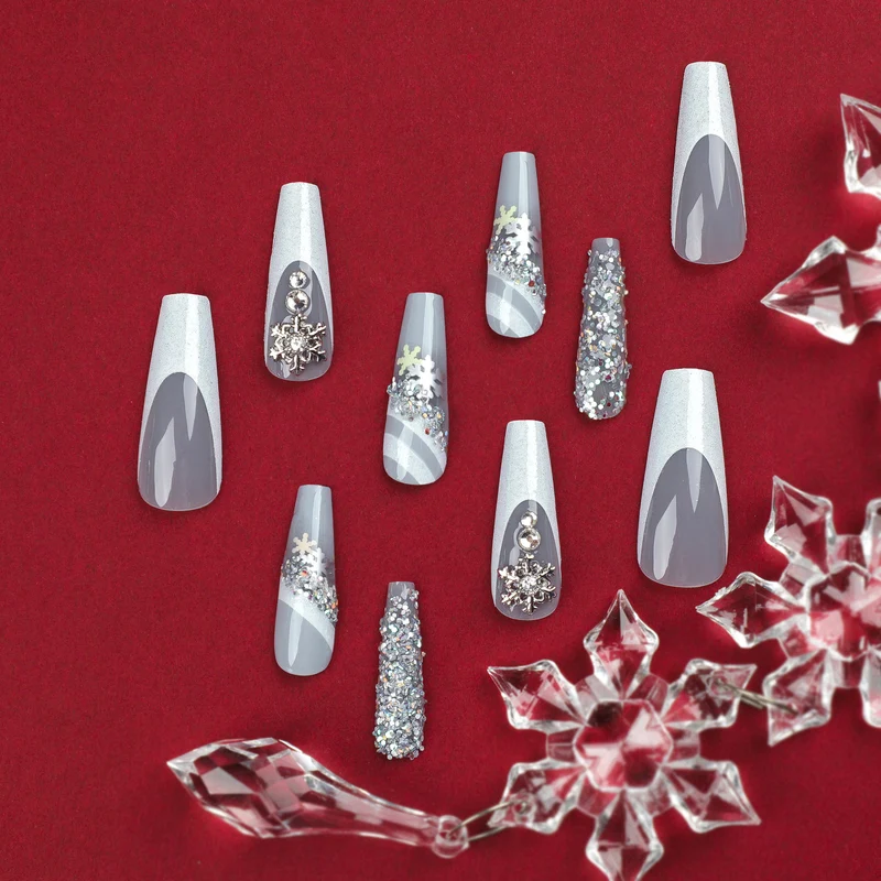 Elegant Artificial Nails with Glitter and Snow Design Stornfield