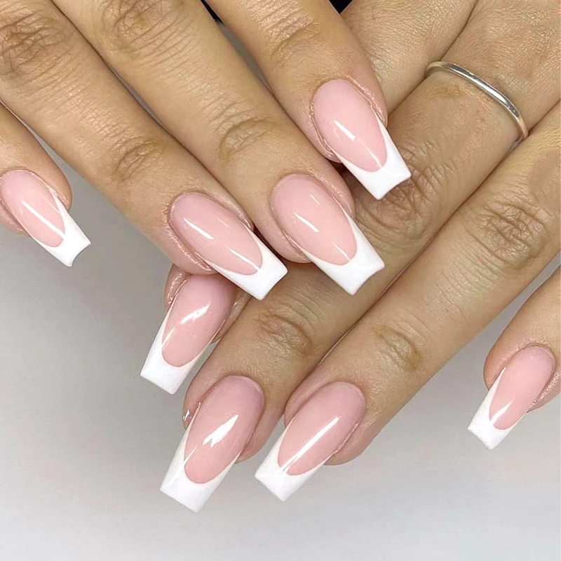 Elegant artificial nails with French design Stornfield