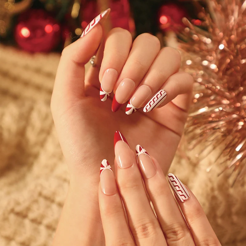 Elegant artificial nails in festive winter design Stornfield