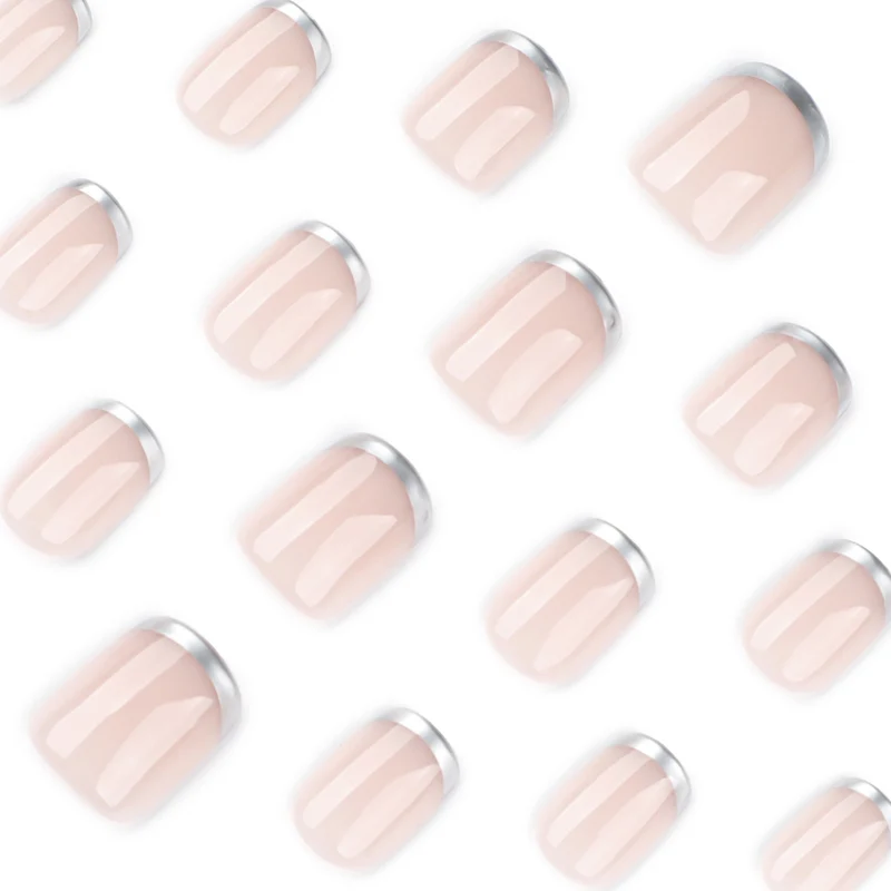 Elegant French-Tip Nail Art Stornfield