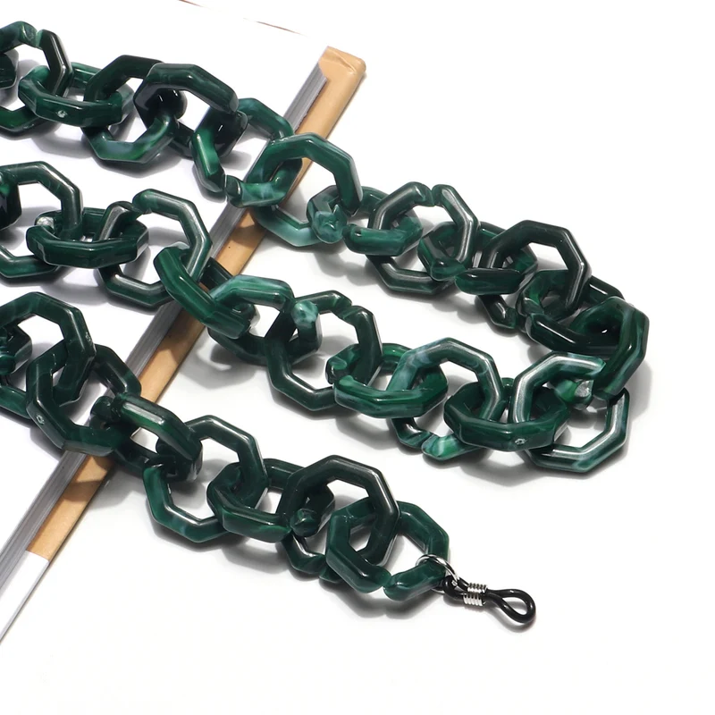 Fashionable Chunky Chain Eyewear Holder Stornfield
