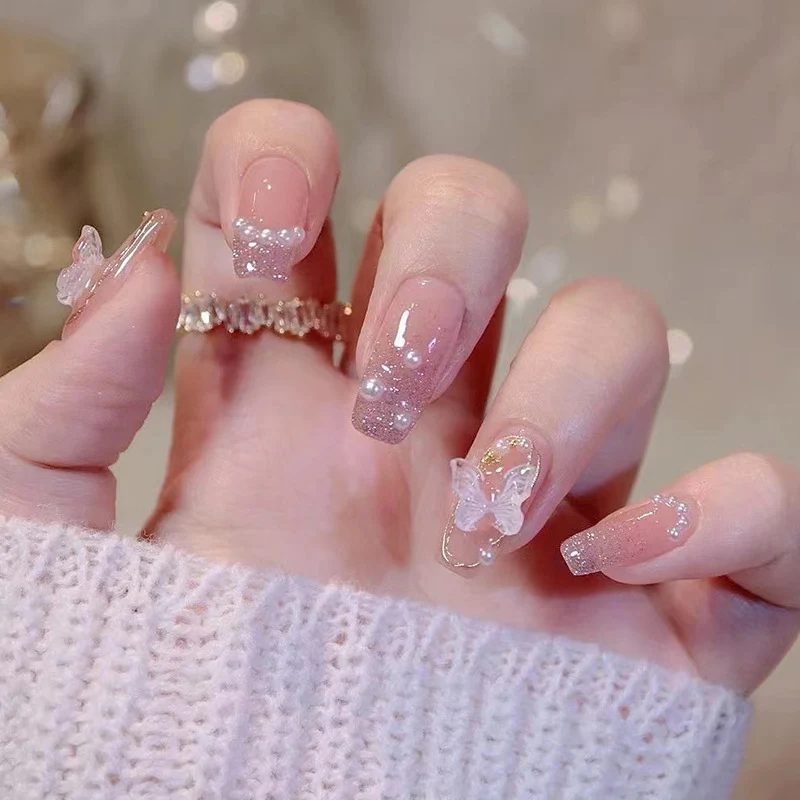 Glamorous Nail Art Stornfield