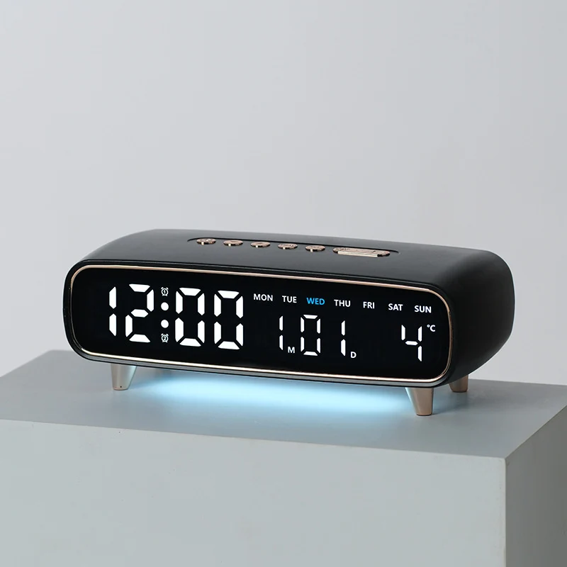 Digital radio alarm clock with temperature and date display Stornfield