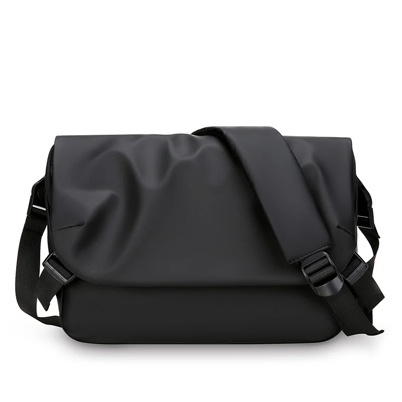 Water-Resistant Messenger Bag Stornfield