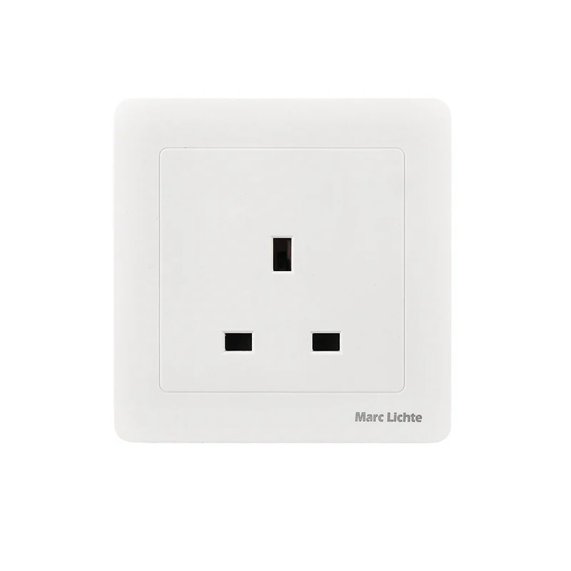European flush-mounted socket 16 A
