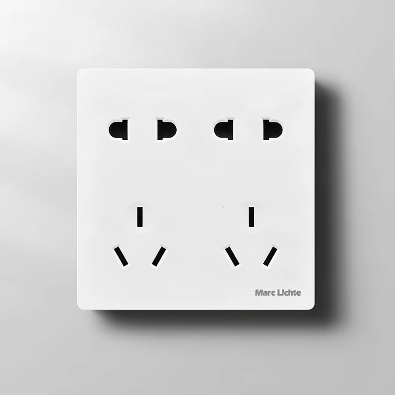European flush-mounted socket 16 A
