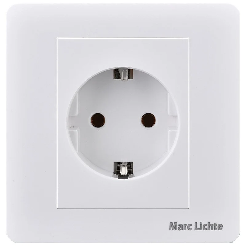 European flush-mounted socket 16 A