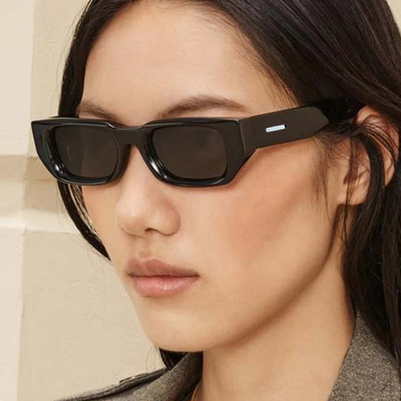 Dame trendy solbriller med innovativ, transparent ramme og polarisert glass Luvikno