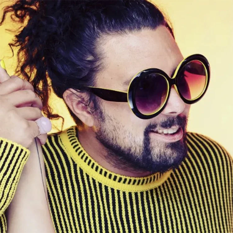 Dame moteriktig solbrille med stor ramme og UV-beskyttelse Luvikno