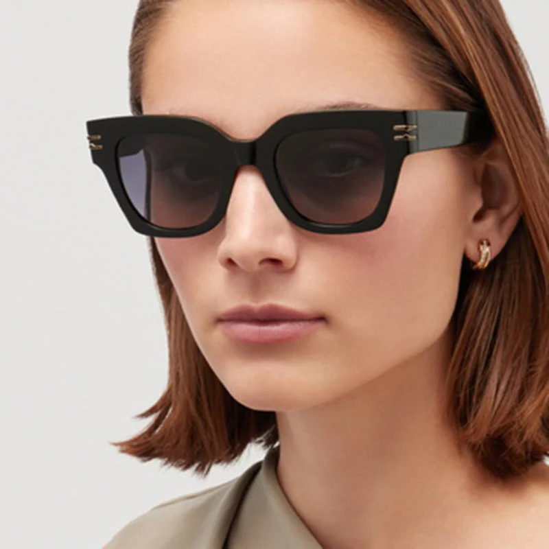 Dame moteriktig solbrille med elegante aksenter Luvikno