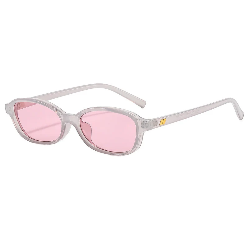 Dame fashionable solbriller i stilren oval design med UV-beskyttelse Luvikno