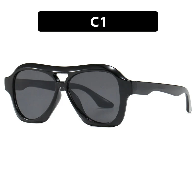 Dame moterik solbrille i innovativ design med bred ramme Luvikno