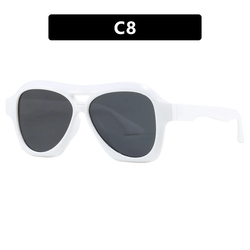 Dame moterik solbrille i innovativ design med bred ramme Luvikno