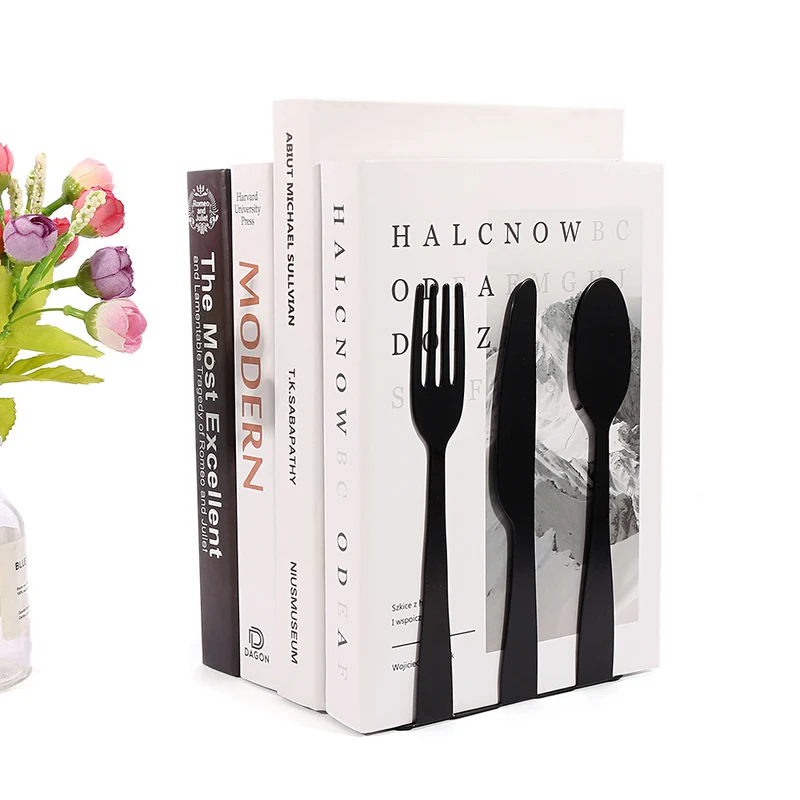 Culinary-Themed Decorative Bookends 1789526258
