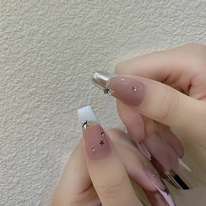 Creative Artistic Press-On Nail Design Stornfield