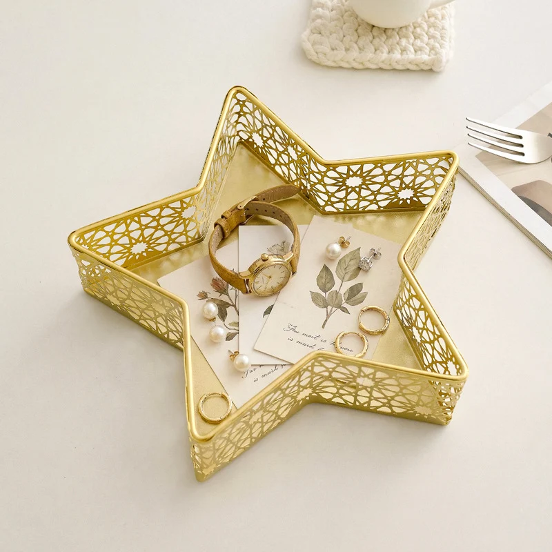 Elegant metal candle holder Stornfield