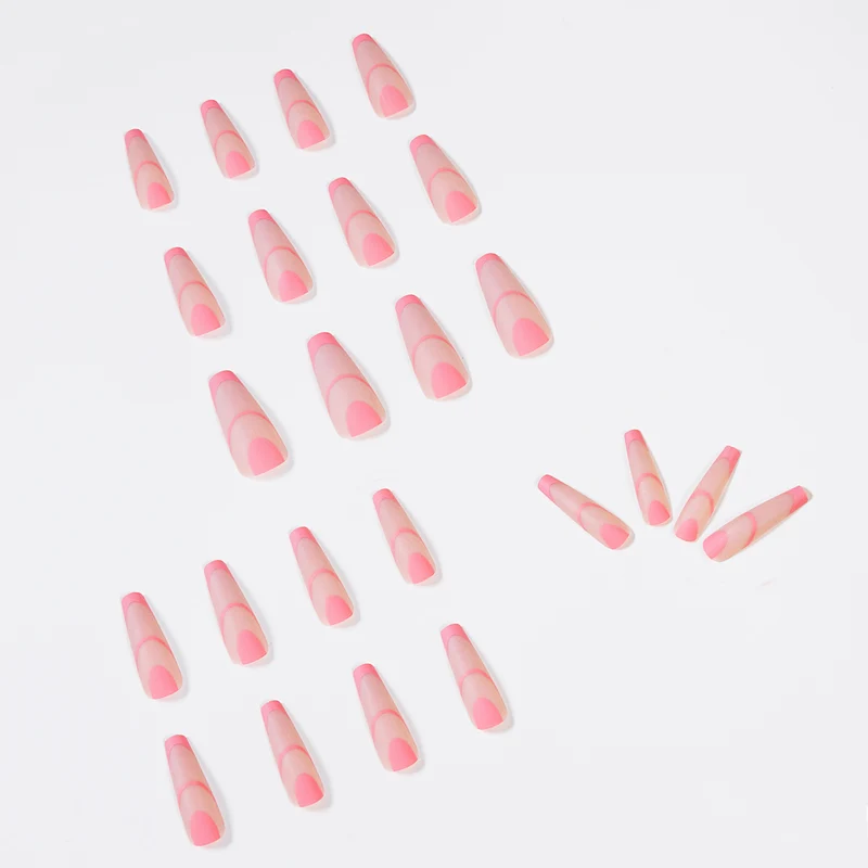 Creative Nail Art with Geometric Design Stornfield