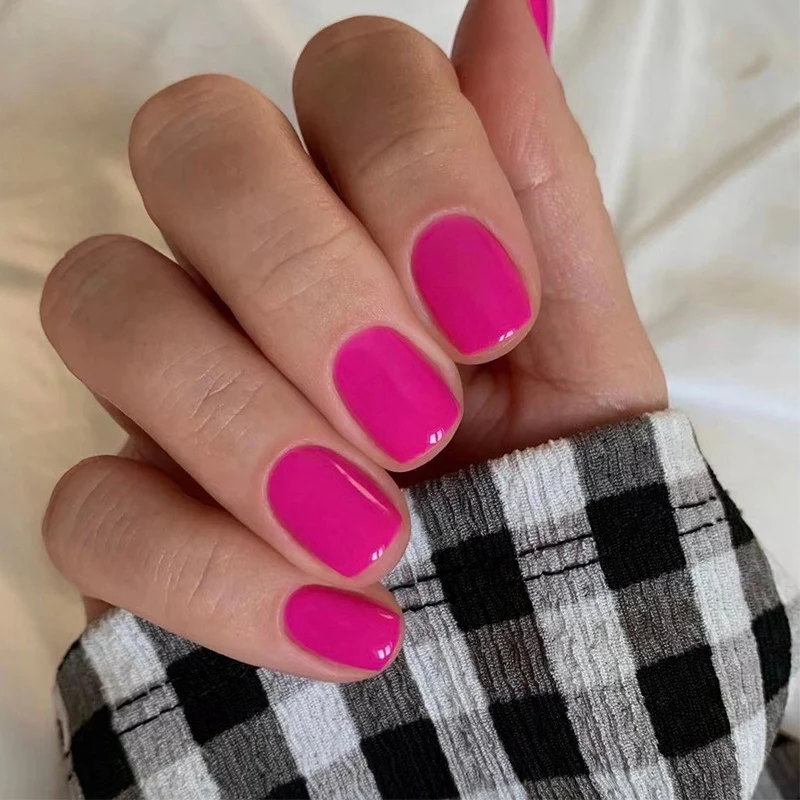 Creative Nail Art with Elegant High Gloss Finish Stornfield